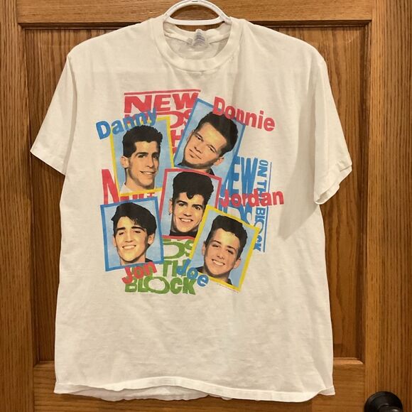 Vintage 1990 New Kids on the Block Tour T-Shirt. Size Large - Picture 1 of 9